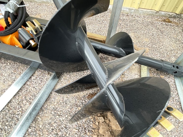 #4362-•-unused-2026-wolverine-skid-steer-auger-drive-and-bit-attachment-image-9