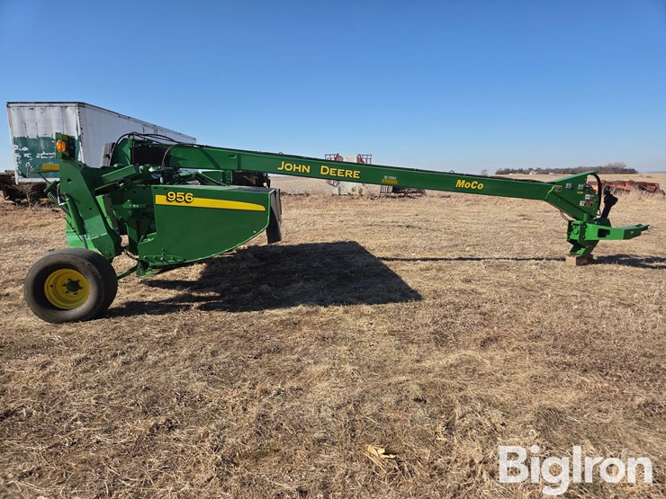 2022-john-deere-956-image-4