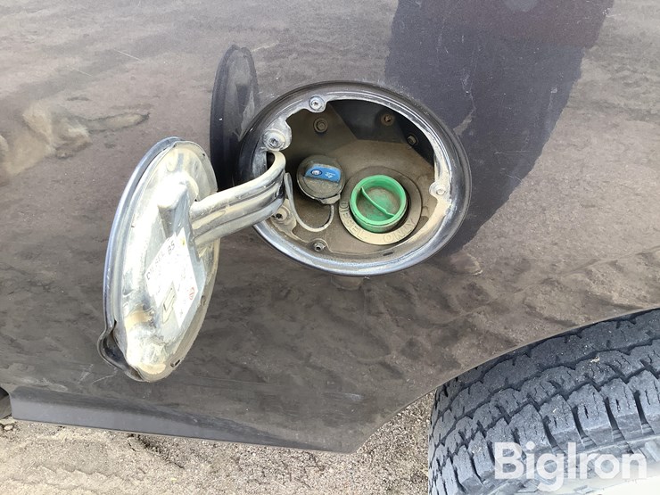 2016-dodge-1500-image-16