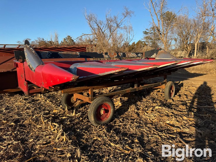 case-ih-1064-image-1