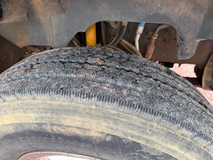 caterpillar-3126-image-12