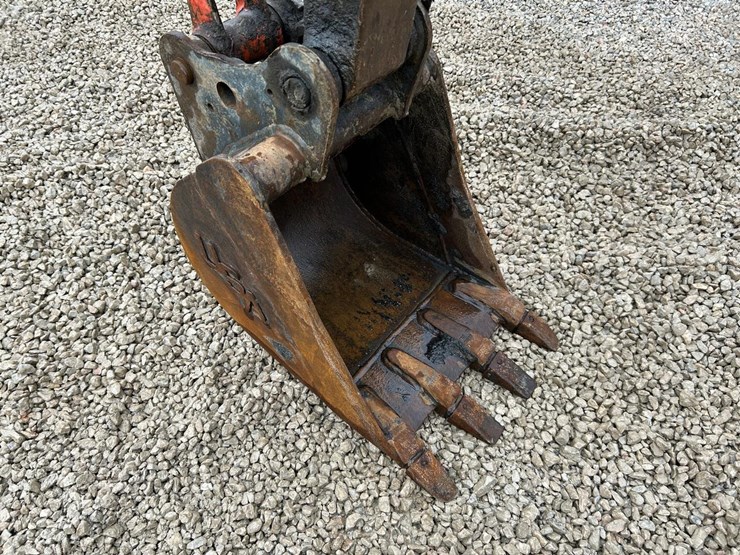 2018-kubota-kx033-4-image-8