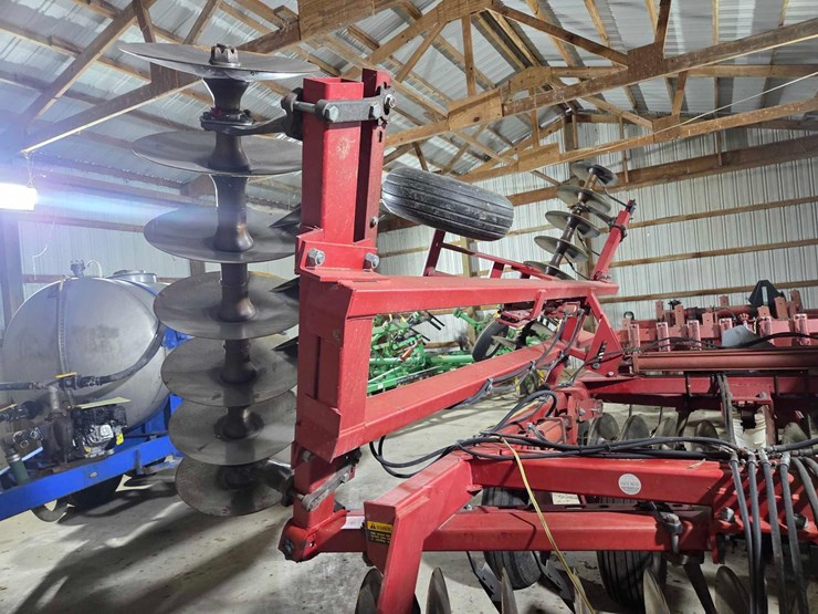 case-ih-3900-image-39