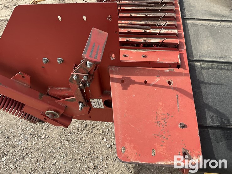 new-holland-166-image-17