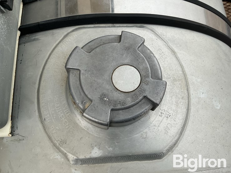 2013-meridian-375rt-image-14