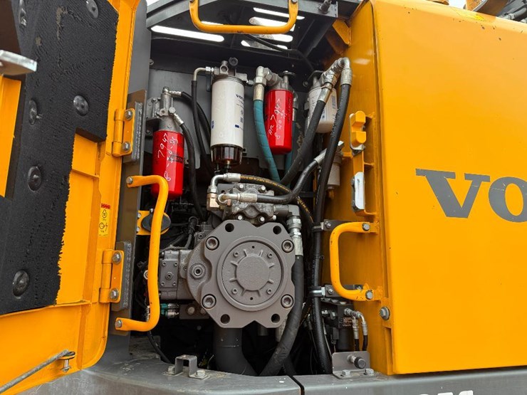 volvo-ecr305cl-image-45