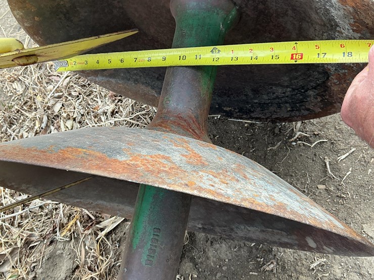 john-deere-bw-image-19