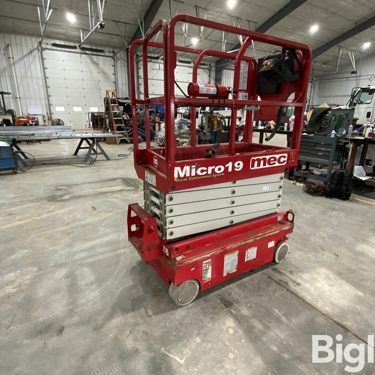 2015 MASSEY-FERGUSON 730