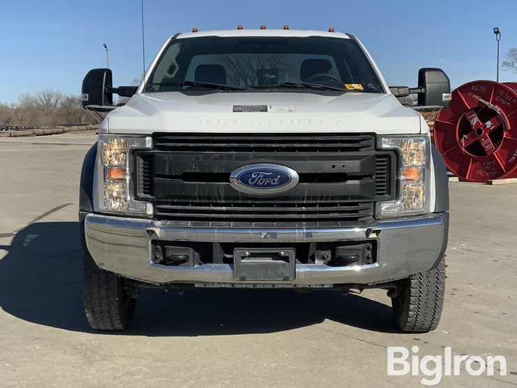 2018-ford-f550-xl-image-2