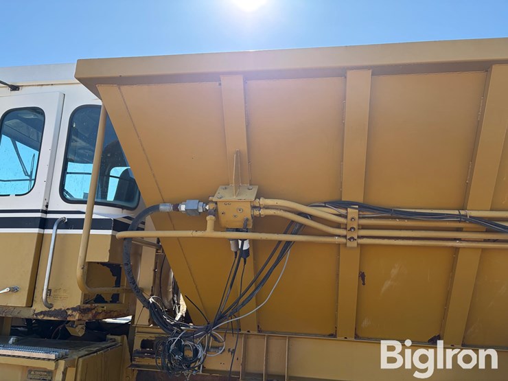 ag-chem-terra-gator-1844-image-16