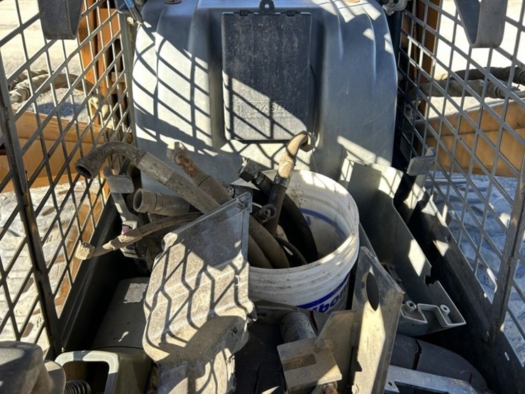 1999-case-85-xt-image-19