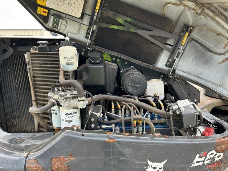 2022-bobcat-e88-image-14