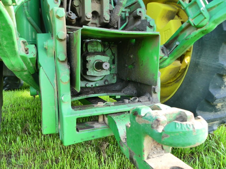 john-deere-8320r-image-7