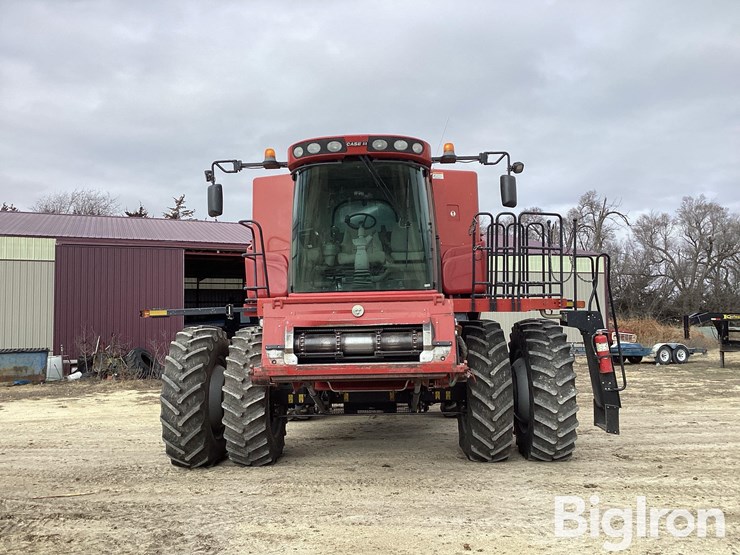 2012-case-ih-7120-image-2