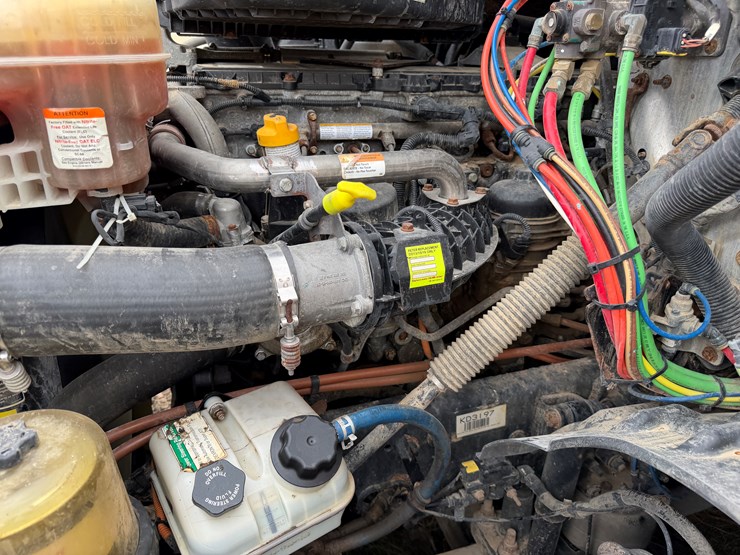 #40953-•-2019-freightliner-cascadia-t/a-daycab-truck-tractor-3akjhtdv4kskd3197-image-43