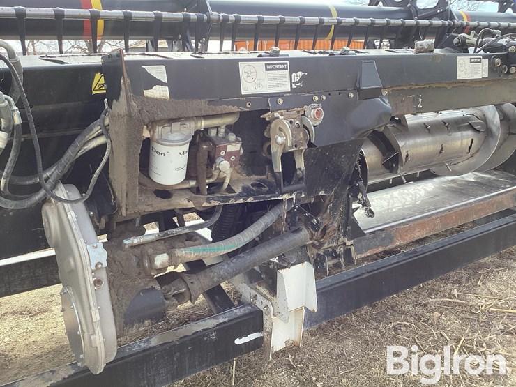 2013-case-ih-2142-image-12