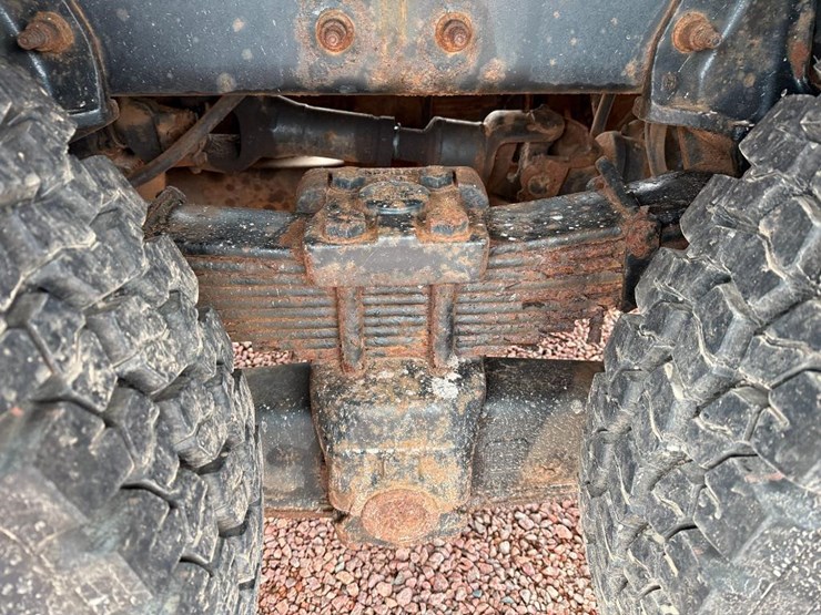 international-7600-image-38