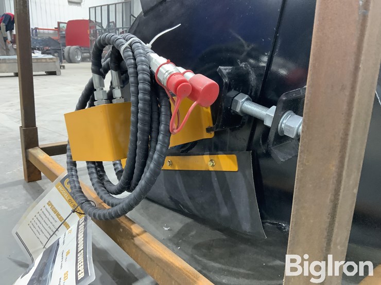 2025-massey-ferguson-730-image-18