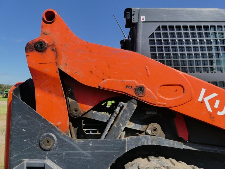 2024-kubota-svl75-3-image-8