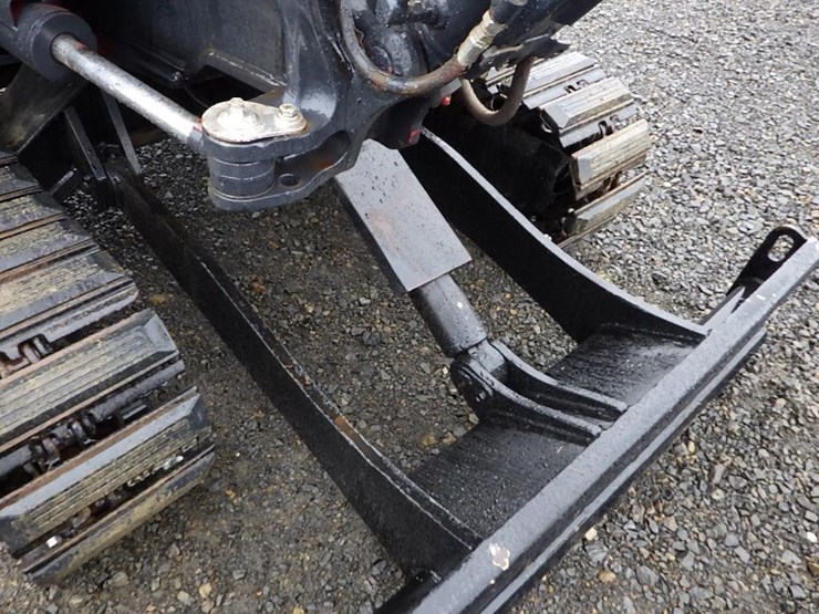 2013-yanmar-vio35-5b-image-28