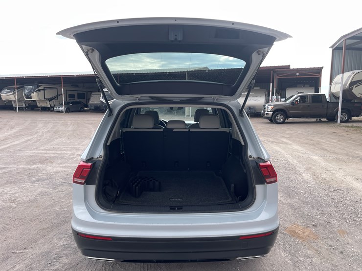 2019-volkswagen-tiguan-se-image-41