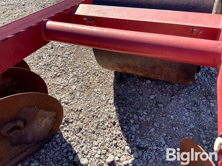 lindsay-track-closer-image-10