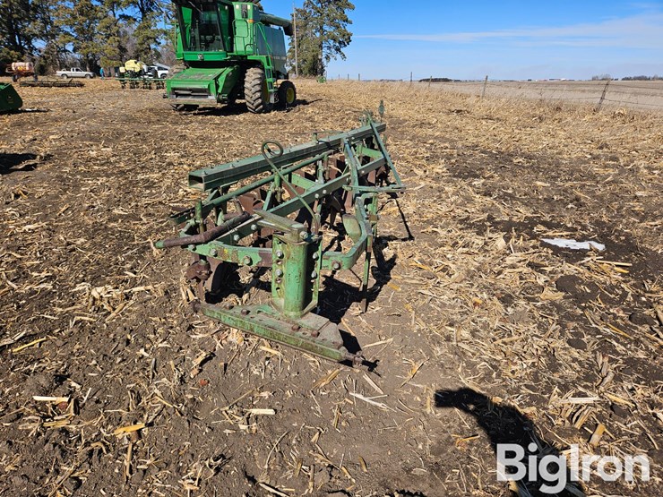 john-deere-5-image-2