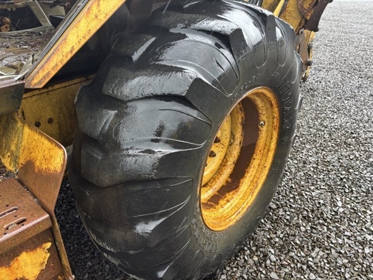 1996-caterpillar-426b-image-10