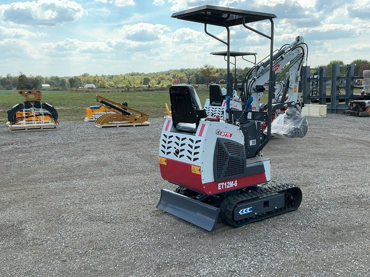 #1214-•-unused-2025-bttl12-excavator-image-2