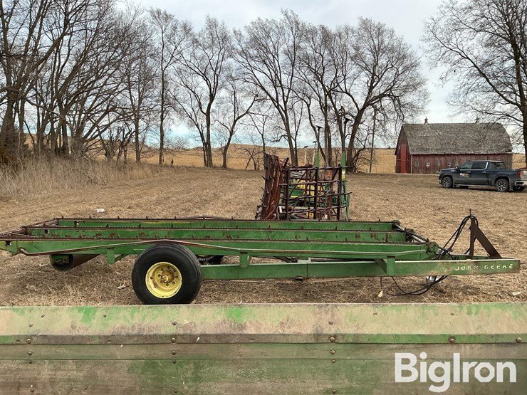 john-deere-200-image-4