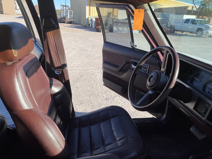 1992-jeep-cherokee-image-18