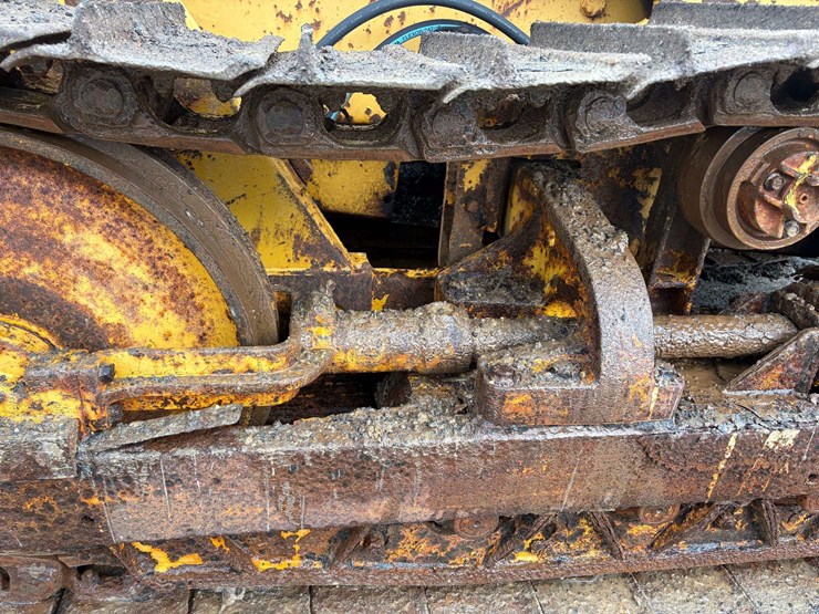 1982-deere-450cc-image-25