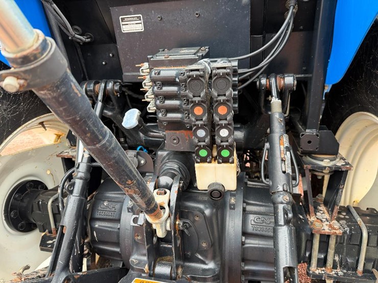 new-holland-ts6.130-image-26