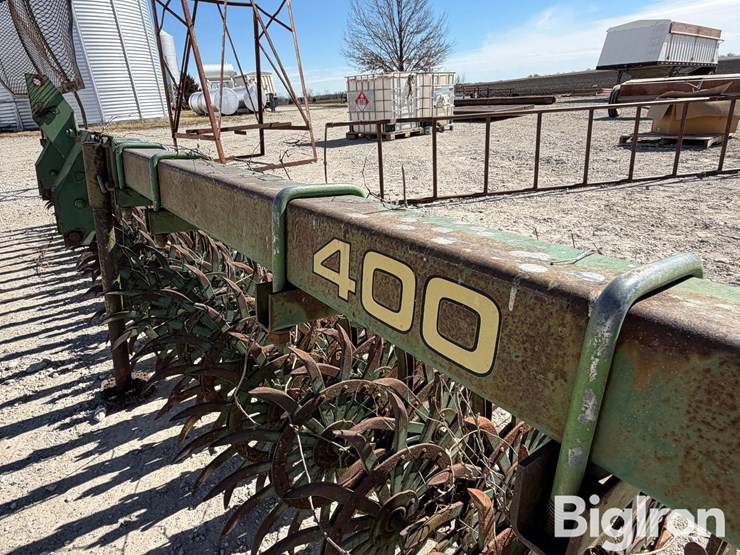 john-deere-400-image-14