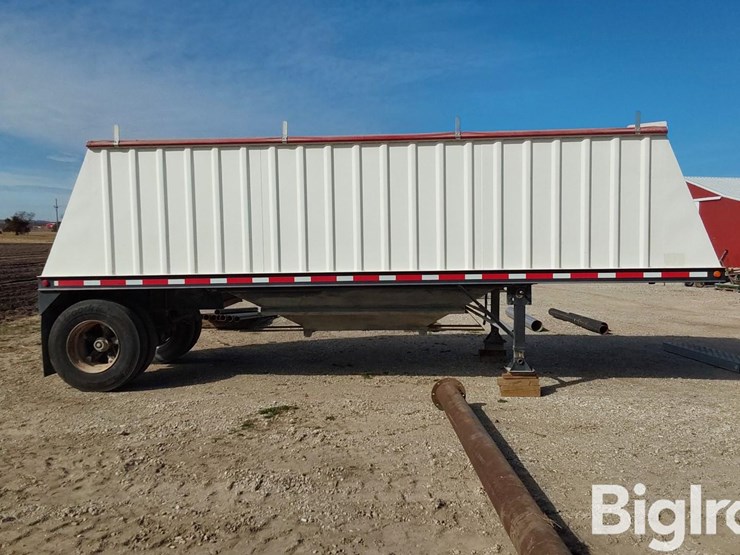 1998-neville-trailer-image-4