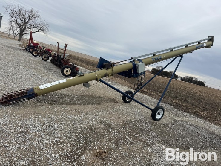 harvest-international-t1032-image-8