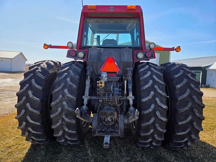 ih-5288-tractor-image-10