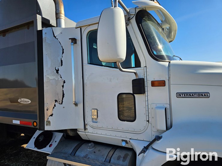2000-international-9200i-image-15