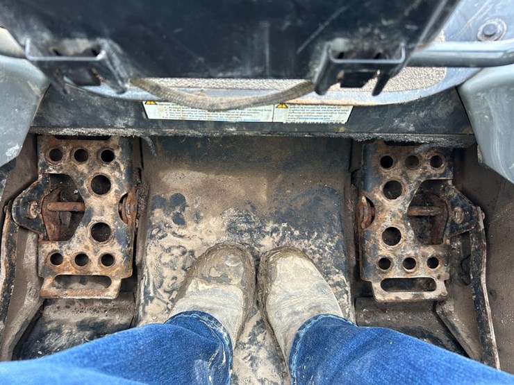 2019-bobcat-t595-image-22