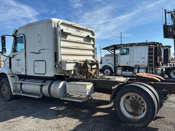 2006-caterpillar-c11-image-3