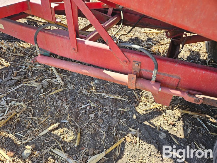 new-holland-1010-image-16