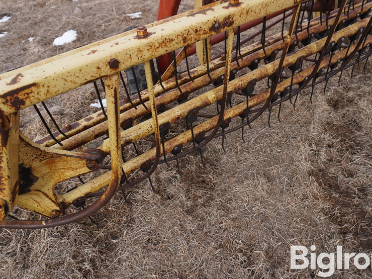 new-holland-258-image-12