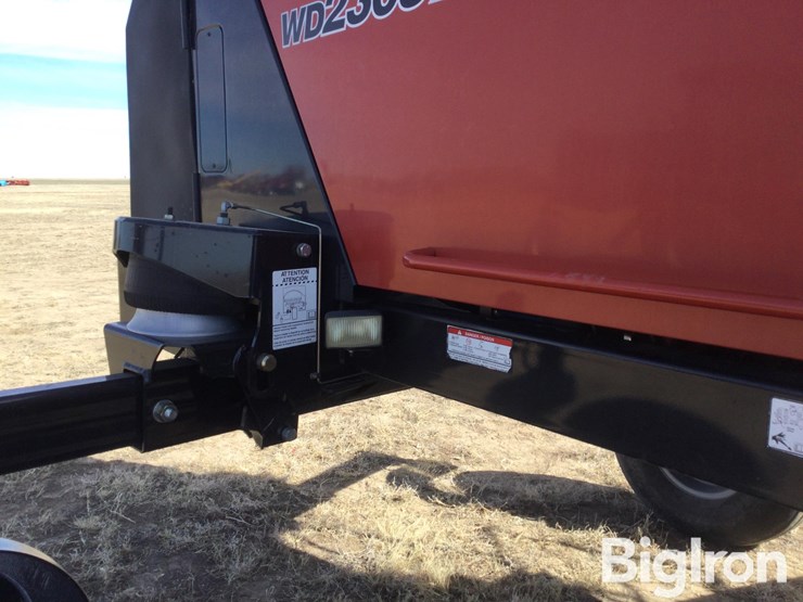 2012-case-ih-wd2303-image-16