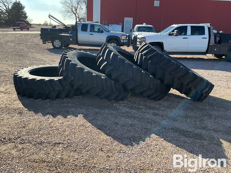 john-deere-8320-image-6