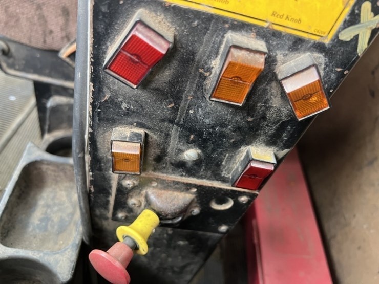 1996-peterbilt-378-image-32