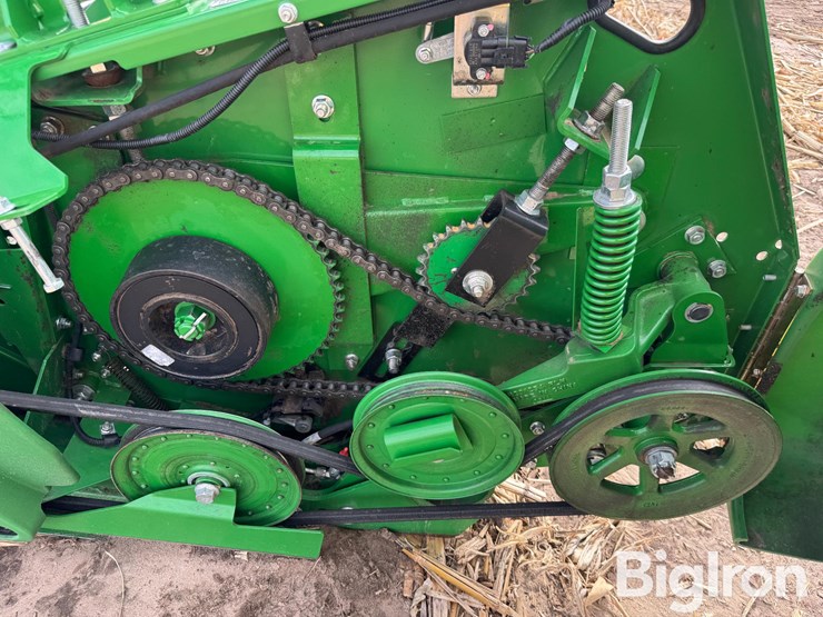 2017-john-deere-630f-image-13