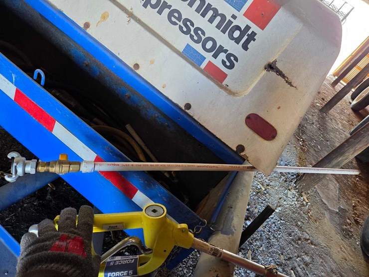 175-air-compressor-image-20