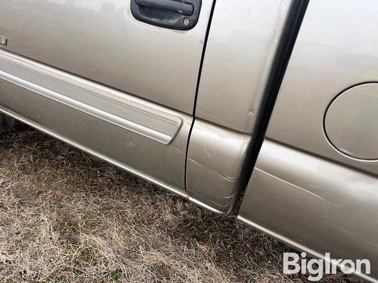 2003-chevrolet-silverado-2500-image-13