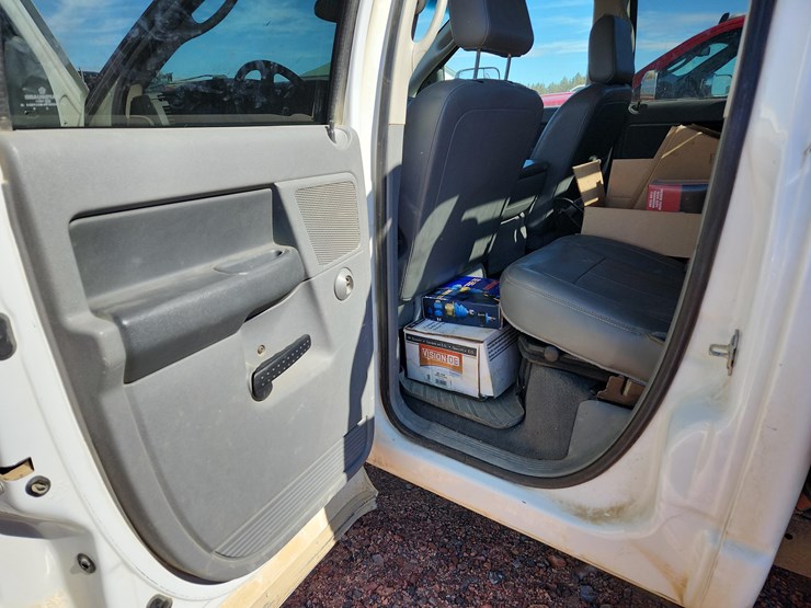 2009-dodge-ram-2500-image-12