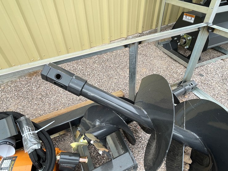#4362-•-unused-2026-wolverine-skid-steer-auger-drive-and-bit-attachment-image-10